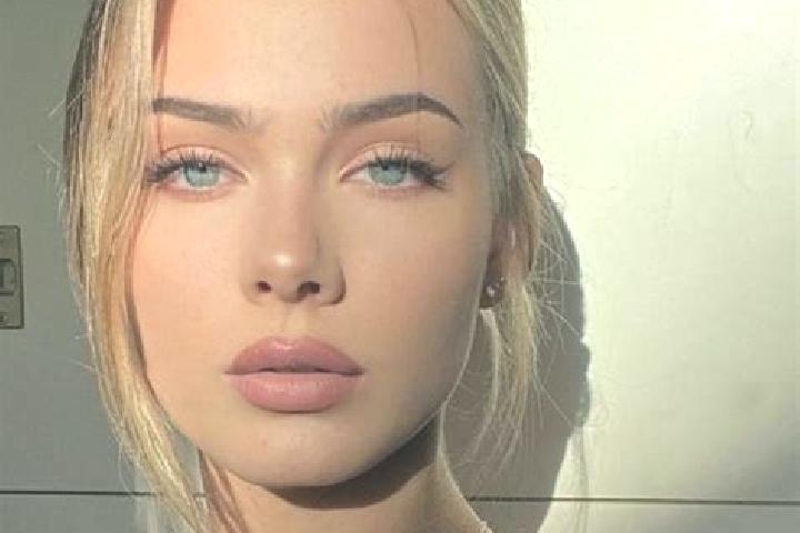 Mila, 23, a dark blonde grey-eyed european companion based in Nimis. Offering Girlfriend Experience, Overnight, Travel Companion. Available for incall and ou...