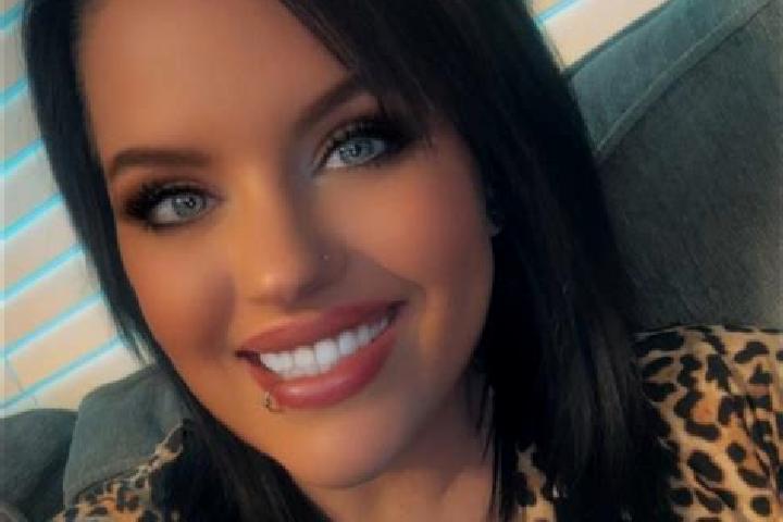 Mila, 23 — Escort in Deza, Spain
