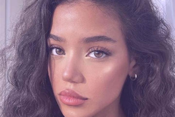 Mila, 24, a black brown-eyed asian companion based in Kostryna. Offering Party Girl, Domination, Deep French Kissing. Available for incall and outcall, day a...