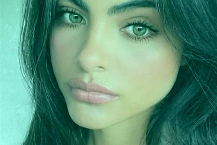 Mila, 24, a black dark-eyed indian companion based in Laxenburg. Offering Tantra, Dinner Date, CIM. Available for incall and outcall, overnight bookings avai...
