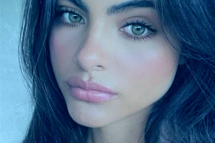 Mila, 24, a black green-eyed caucasian companion based in Obando. Offering Domination, Party Girl, BDSM. Available for incall and outcall, day and evening da...