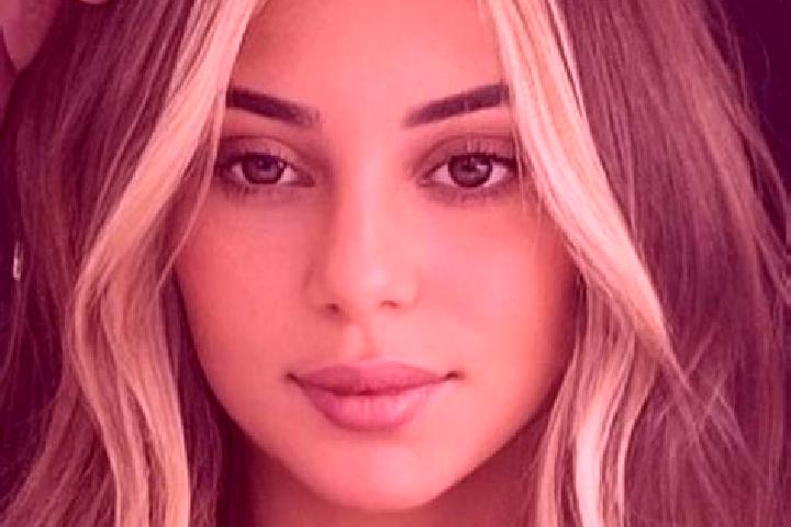 Mila, 24, a blonde brown-eyed caribbean companion based in Toc. Offering Striptease, Tantra, Overnight. Available for incall and outcall, day and evening dates.