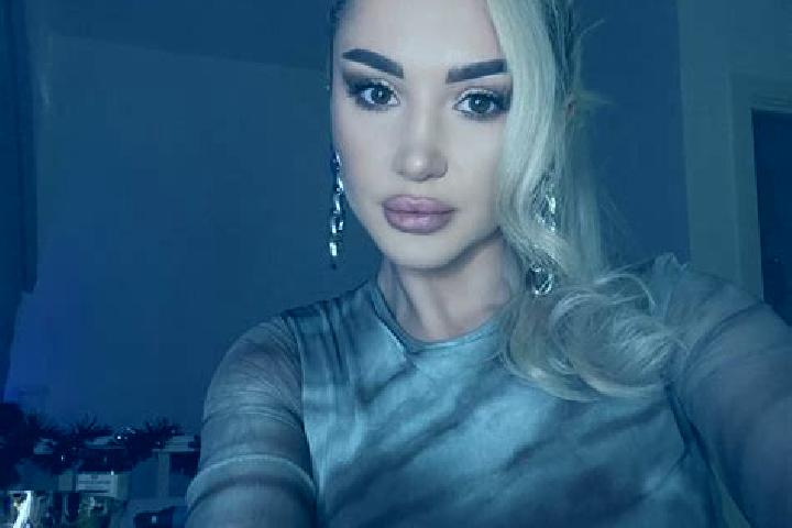 Mila, 24, a blonde grey-eyed indian companion based in Payrin-Augmontel. Offering Fetish, Travel Companion, BDSM. Available for incall and outcall, day and e...