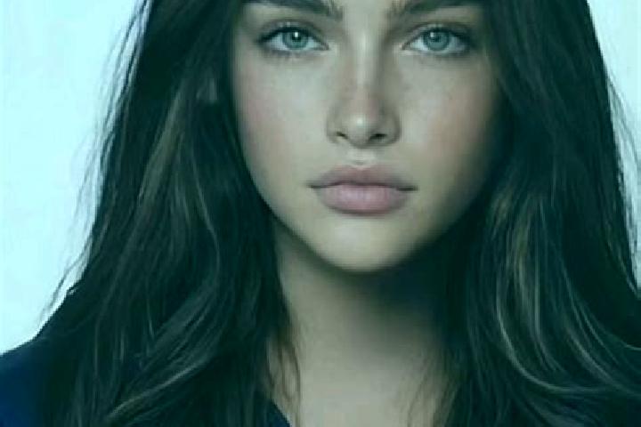 Mila, 24, a brunette blue-eyed middle eastern companion based in Lookingglass. Offering Girlfriend Experience, BDSM, GFE, Tantra. Available for incall and ou...