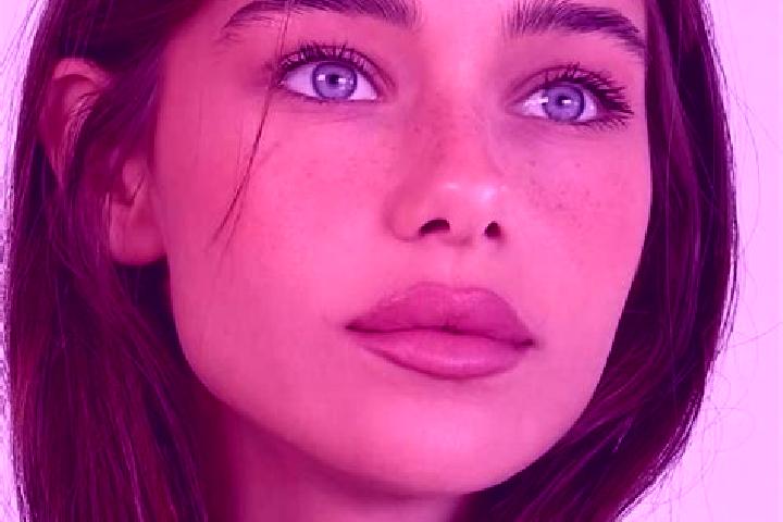 Mila, 24, a brunette brown-eyed mixed companion based in Khomanani. Offering Overnight, Tantra, Striptease, Duos, Dinner Date. Available for incall and outca...