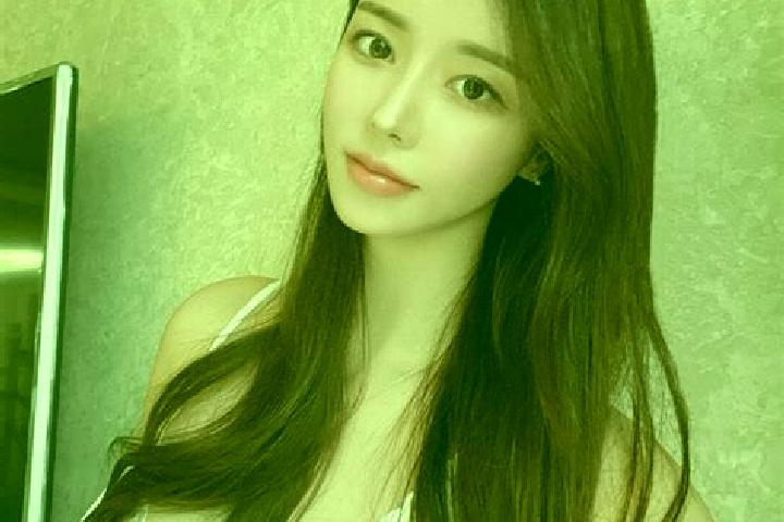 Mila, 24 — Escort in Ala, China