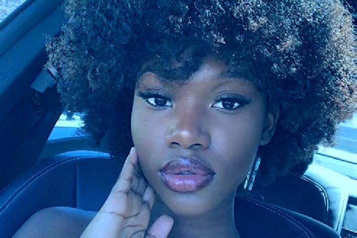 Mila, 25, a black brown-eyed ebony companion based in A Rua. Offering A-Level, Fetish. Available for incall and outcall, day and evening dates.