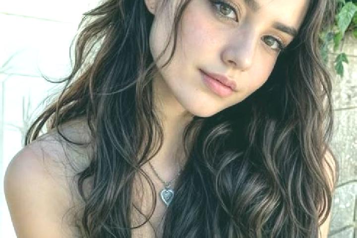 Mila, 25, a black hazel-eyed mediterranean companion based in Chhagalnaiya. Offering Erotic Massage, Party Girl, GFE, Striptease, CIM. Available for incall a...