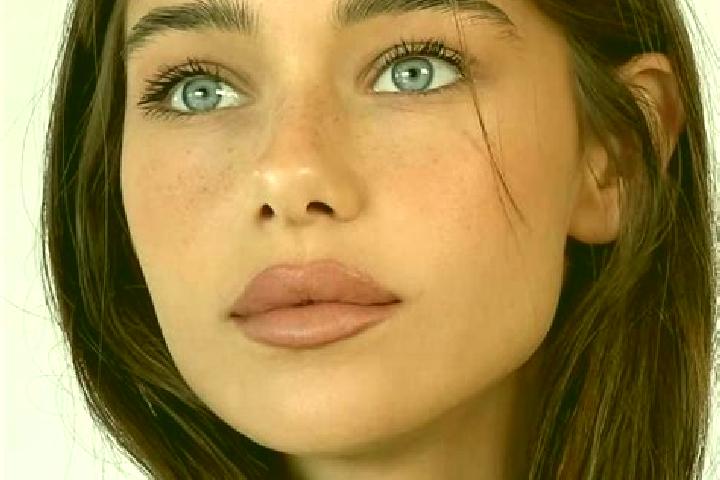 Mila, 25, a brunette brown-eyed indian companion based in Chikoy. Offering Couples, Striptease, Massage, Roleplay, Girlfriend Experience. Available for incal...
