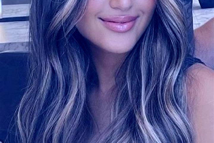 Mila, 25, a dark blonde brown-eyed ebony companion based in Hermanuv Mestec. Offering Overnight, Couples, CIM, A-Level. Available for incall and outcall, day...