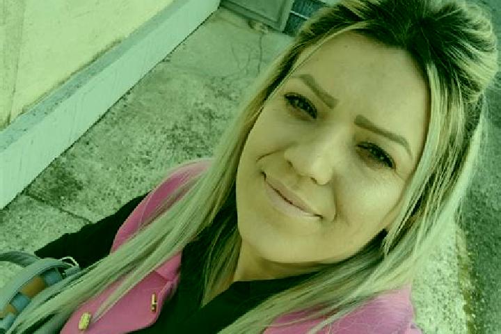 Mila, 25 — Escort in Blandesti, Romania