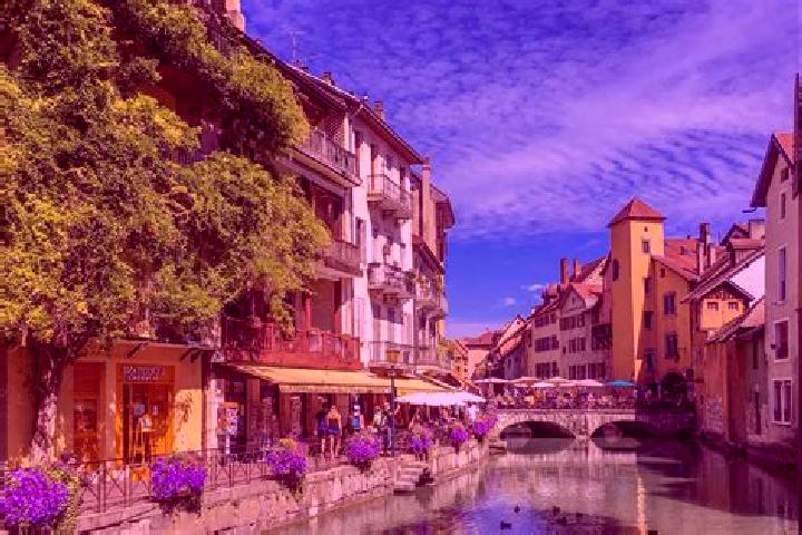 Mila, 25 — Escort in Montchanin, France