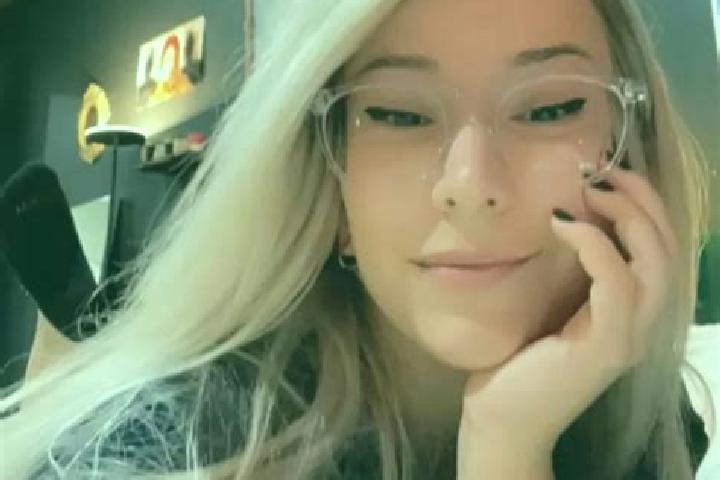 Mila, 26, a blonde grey-eyed asian companion based in Boada de Campos. Offering GFE, Party Girl, Domination, Overnight, Erotic Massage. Available for incall ...