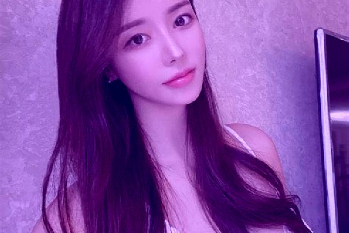 Mila, 26 — Escort in Jiaocun, China