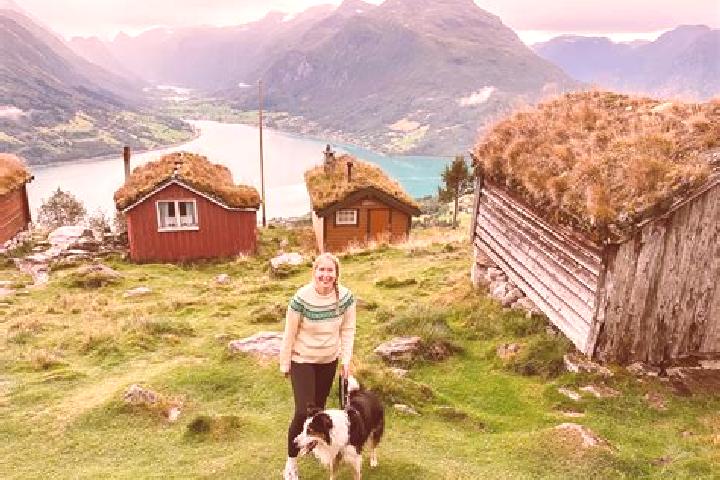 Mila, 26 — Escort in Karlshus, Norway