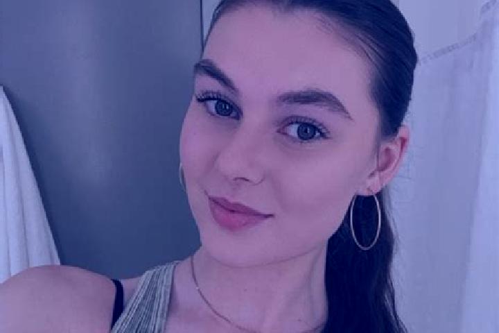Mila, 26 — Escort in Langhorne Manor, United States