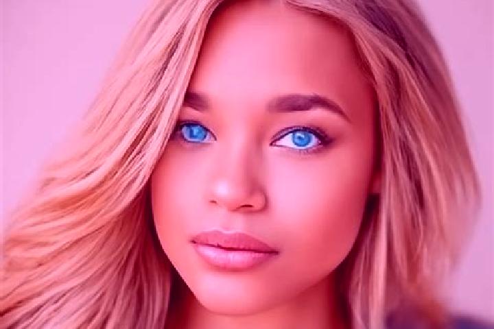 Mila, 27, a blonde brown-eyed latina companion based in Aszar. Offering Striptease, 69, Couples. Available for incall and outcall, overnight bookings available.