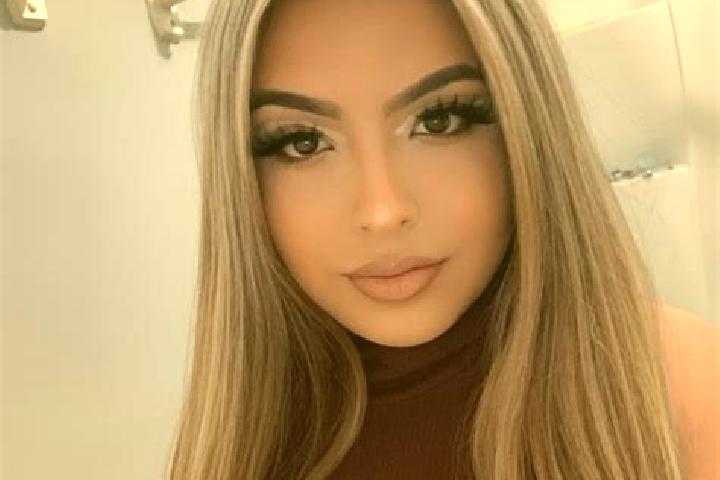 Mila, 27, a blonde brown-eyed latina companion based in Cuambog. Offering GFE, 69, Couples. Available for incall and outcall, overnight bookings available.