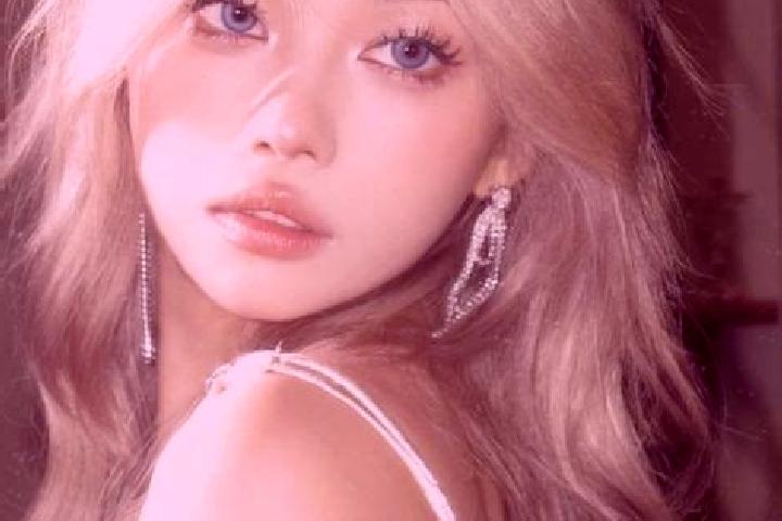 Mila, 27, a blonde dark-eyed asian companion based in Puerto Amargura. Offering GFE, Party Girl, 69, Couples. Available for incall and outcall, day and eveni...