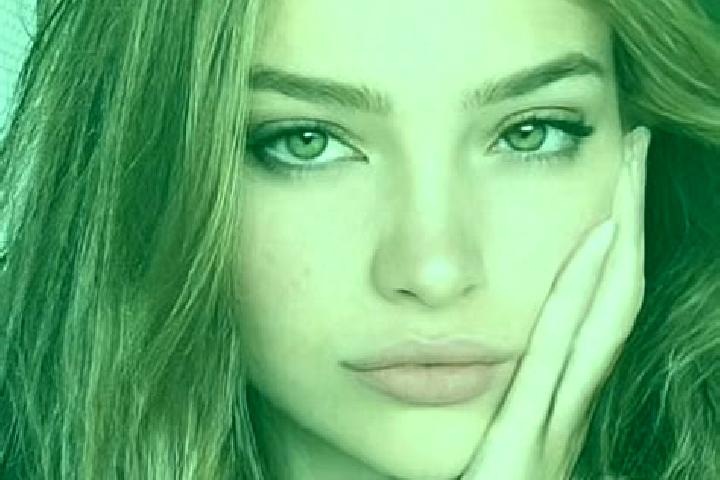 Mila, 27, a brunette hazel-eyed caucasian companion based in Assisi. Offering Fetish, Party Girl. Available for incall and outcall, overnight bookings availa...