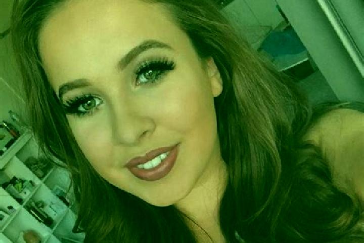 Mila, 27, a dark blonde amber-eyed latina companion based in Assanou. Offering Duos, Party Girl, A-Level. Available for incall and outcall, day and evening d...