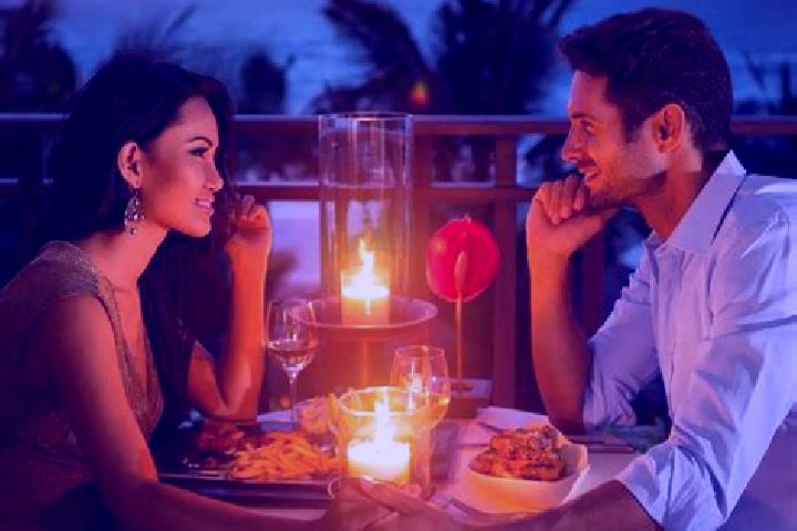 Mila, 27, a red blue-eyed middle eastern companion based in Juvardeil. Offering Erotic Massage, BDSM, Dinner Date, Couples, OWO. Available for incall and out...