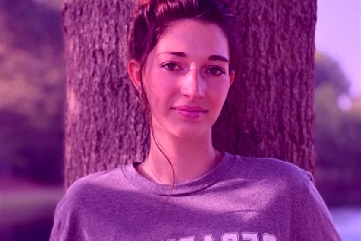 Mila, 27 — Escort in Cedarville, United States