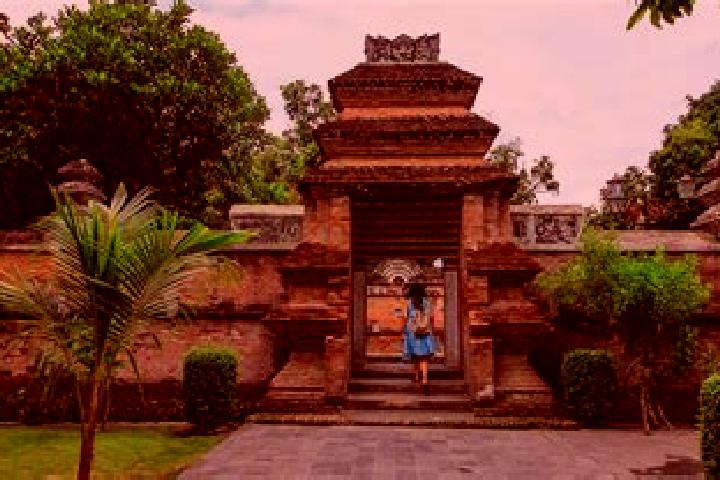 Mila, 27 — Escort in Kemiri Gede, Indonesia