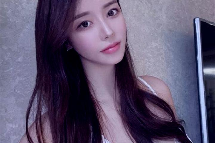 Mila, 27 — Escort in Qinghecheng, China