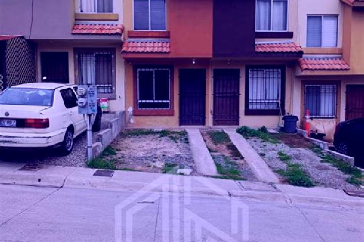 Mila, 27 — Escort in Quinta del Cedro, Mexico