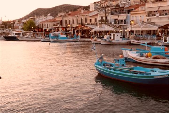 Mila, 27 — Escort in Sourpi, Greece