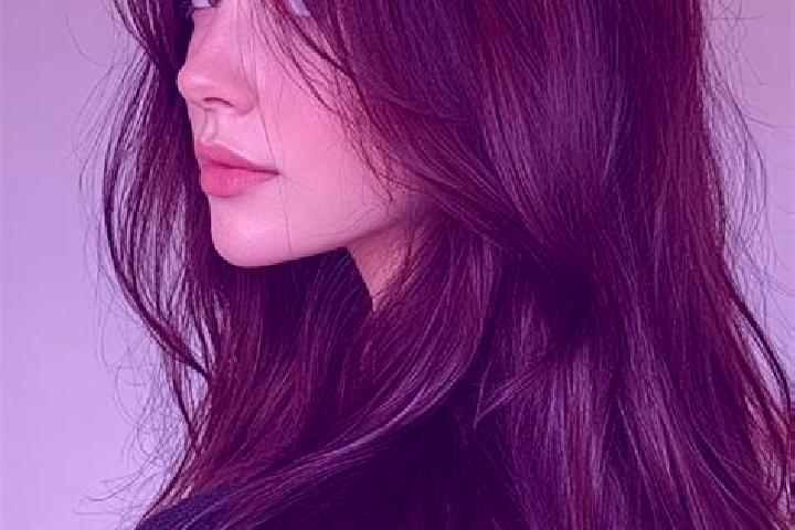 Mila, 28, a auburn brown-eyed mediterranean companion based in Pommerit-le-Vicomte. Offering Dinner Date, Fetish, OWO. Available for incall and outcall, over...