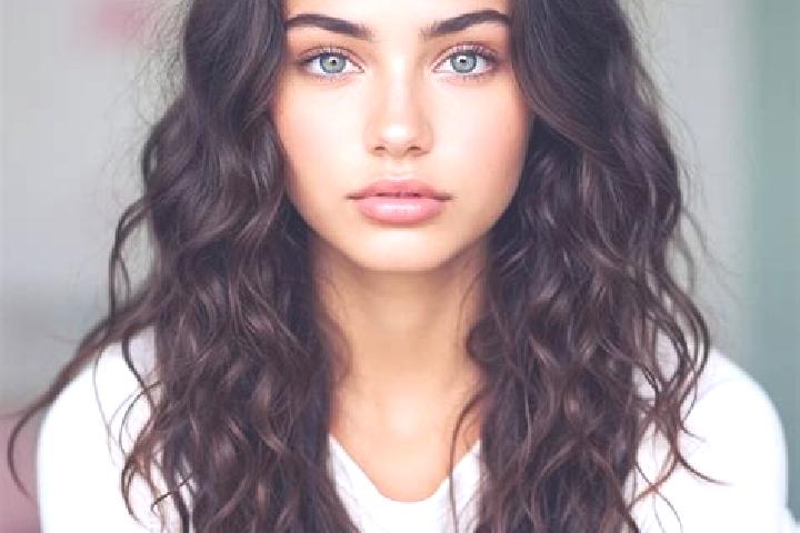 Mila, 28, a brunette green-eyed mediterranean companion based in Yens. Offering CIM, Couples, Domination. Available for incall and outcall, day and evening d...