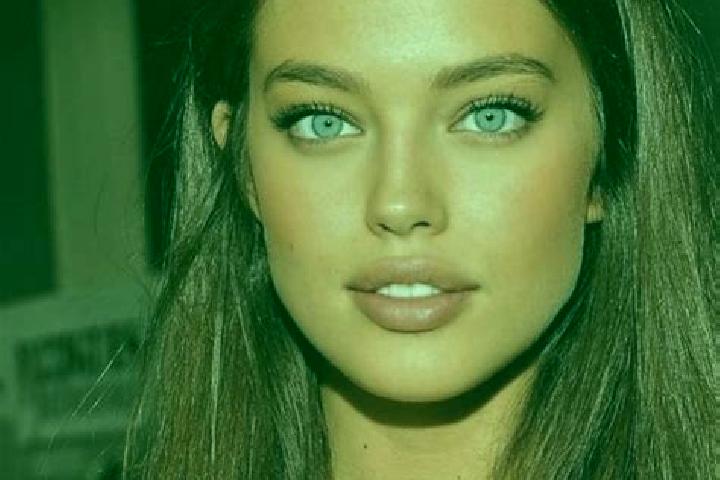 Mila, 28, a chestnut green-eyed caucasian companion based in Geumjeong. Offering Erotic Massage, Travel Companion, CIM, Deep French Kissing. Available for in...