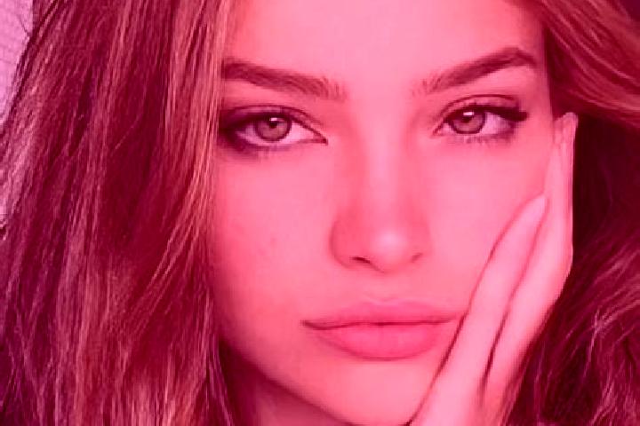 Mila, 28, a dark blonde hazel-eyed slavic companion based in El Xothi. Offering Party Girl, Fetish, 69, Erotic Massage. Available for incall and outcall, day...