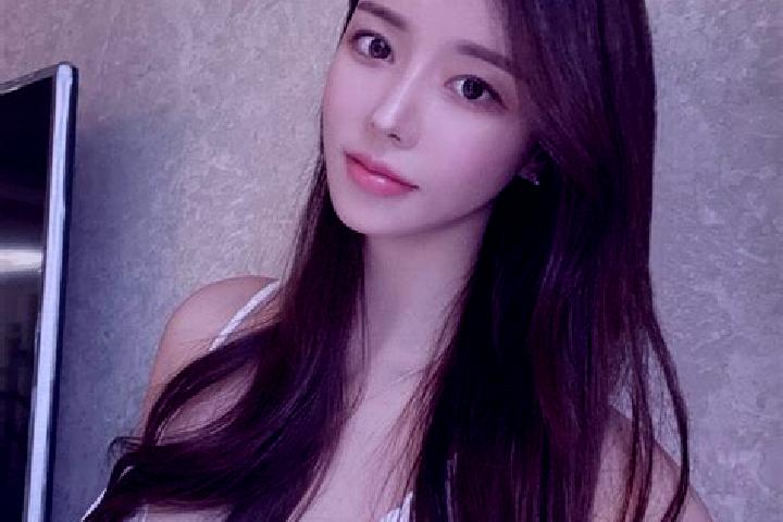 Mila, 28 — Escort in Duozhu, China