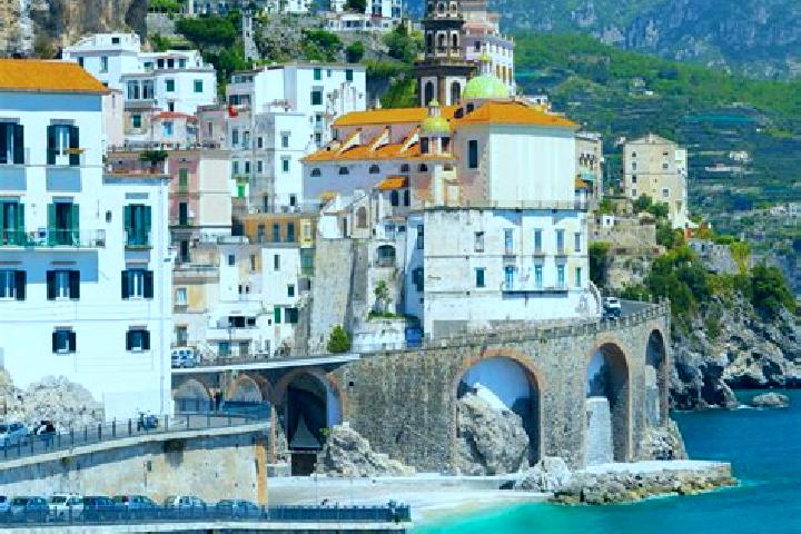 Mila, 28 — Escort in Lesignana, Italy