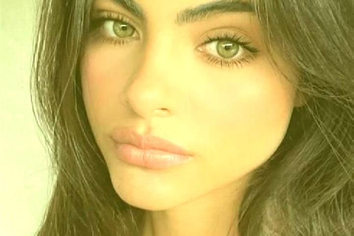 Mila, 29, a brunette dark-eyed indian companion based in Ofrinion. Offering Massage, Erotic Massage, Deep French Kissing. Available for incall and outcall, o...
