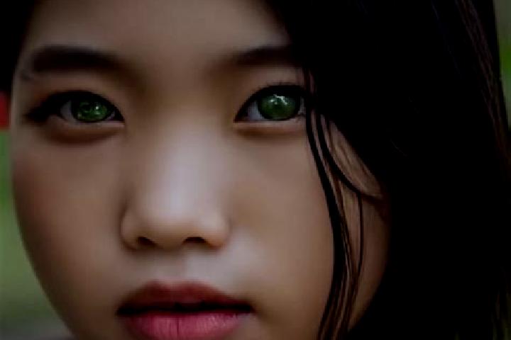 Mila, 29, a chestnut green-eyed asian companion based in Panorama. Offering Striptease, Duos, BDSM. Available for incall and outcall, overnight bookings avai...