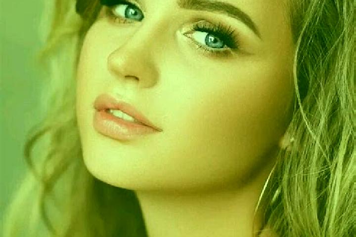 Mila, 29, a dark blonde blue-eyed mediterranean companion based in Teslic. Offering Tantra, BDSM, Domination. Available for incall and outcall, day and eveni...