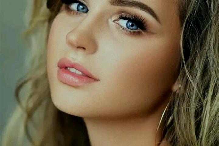 Mila, 29, a dark blonde blue-eyed mixed companion based in Tarum. Offering Travel Companion, Striptease, 69. Available for incall and outcall, overnight book...