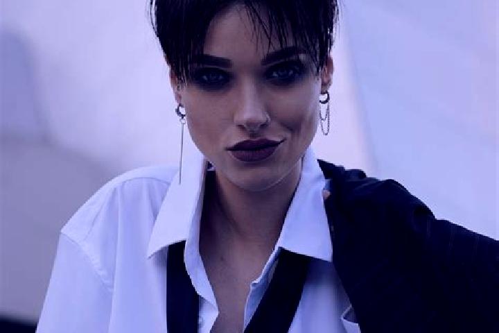 Mila, 29 — Escort in Osina, Poland