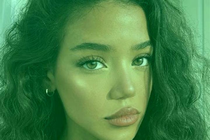 Mila, 30, a black brown-eyed ebony companion based in Londontowne. Offering GFE, Tantra, 69, CIM, Overnight. Available for incall and outcall, day and evenin...