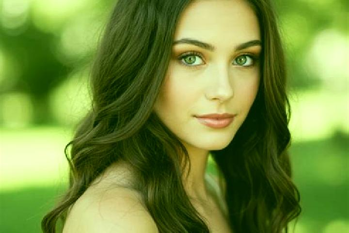 Mila, 30, a brunette hazel-eyed caucasian companion based in Zievaso. Offering Party Girl, Prostate Massage, Deep French Kissing, Duos. Available for incall ...