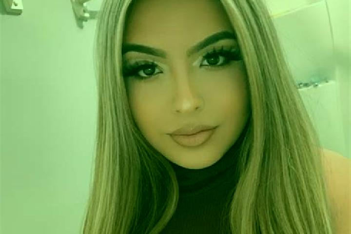 Mila, 30, a red blue-eyed mixed companion based in Lunca Lesului. Offering Couples, Erotic Massage, Roleplay, Girlfriend Experience, Massage. Available for i...