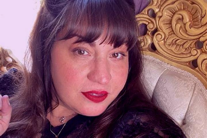 Mila, 30 — Escort in Flora Vista, United States