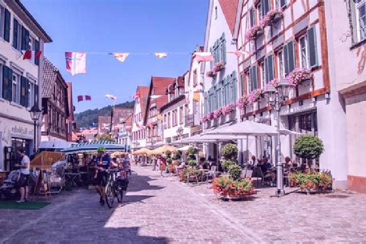 Mila, 30 — Escort in Haslach im Kinzigtal, Germany