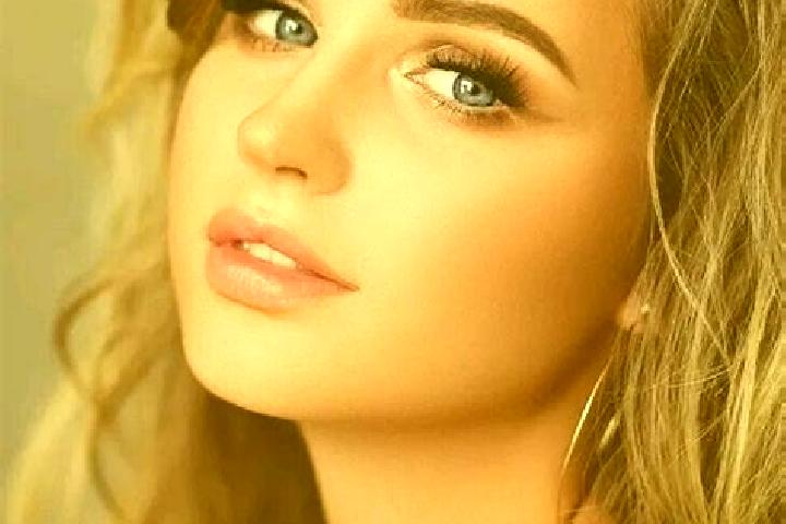 Mila, 31, a dark blonde blue-eyed indian companion based in Barysaw. Offering Striptease, Couples, Fetish. Available for incall and outcall, day and evening ...