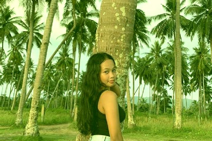Mila, 31 — Escort in Burdeos, Philippines