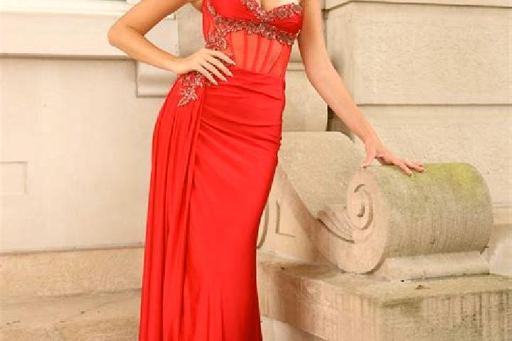 Mila, 31 — Escort in Coutures, France